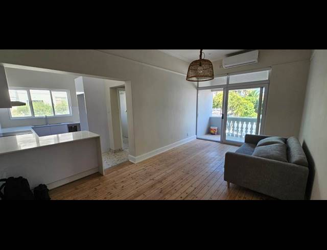 2 bed property to rent in BANTRY BAY